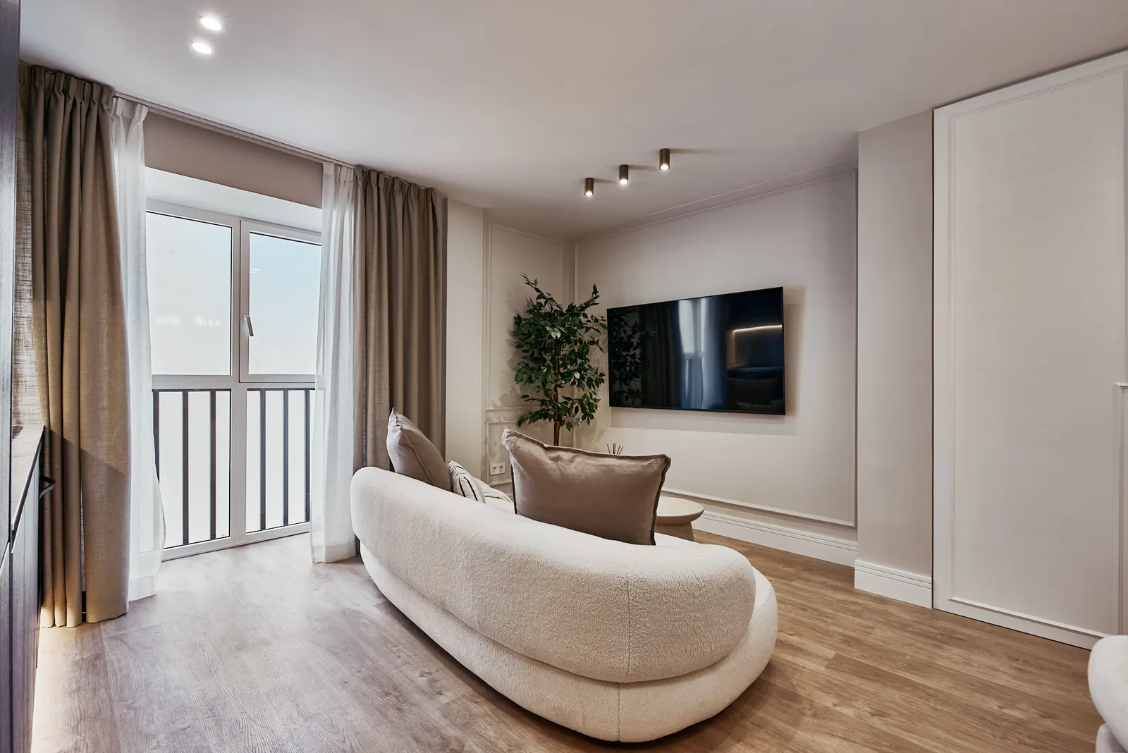 Flat on Calle Piamonte, Justicia, Centro miniatura 3