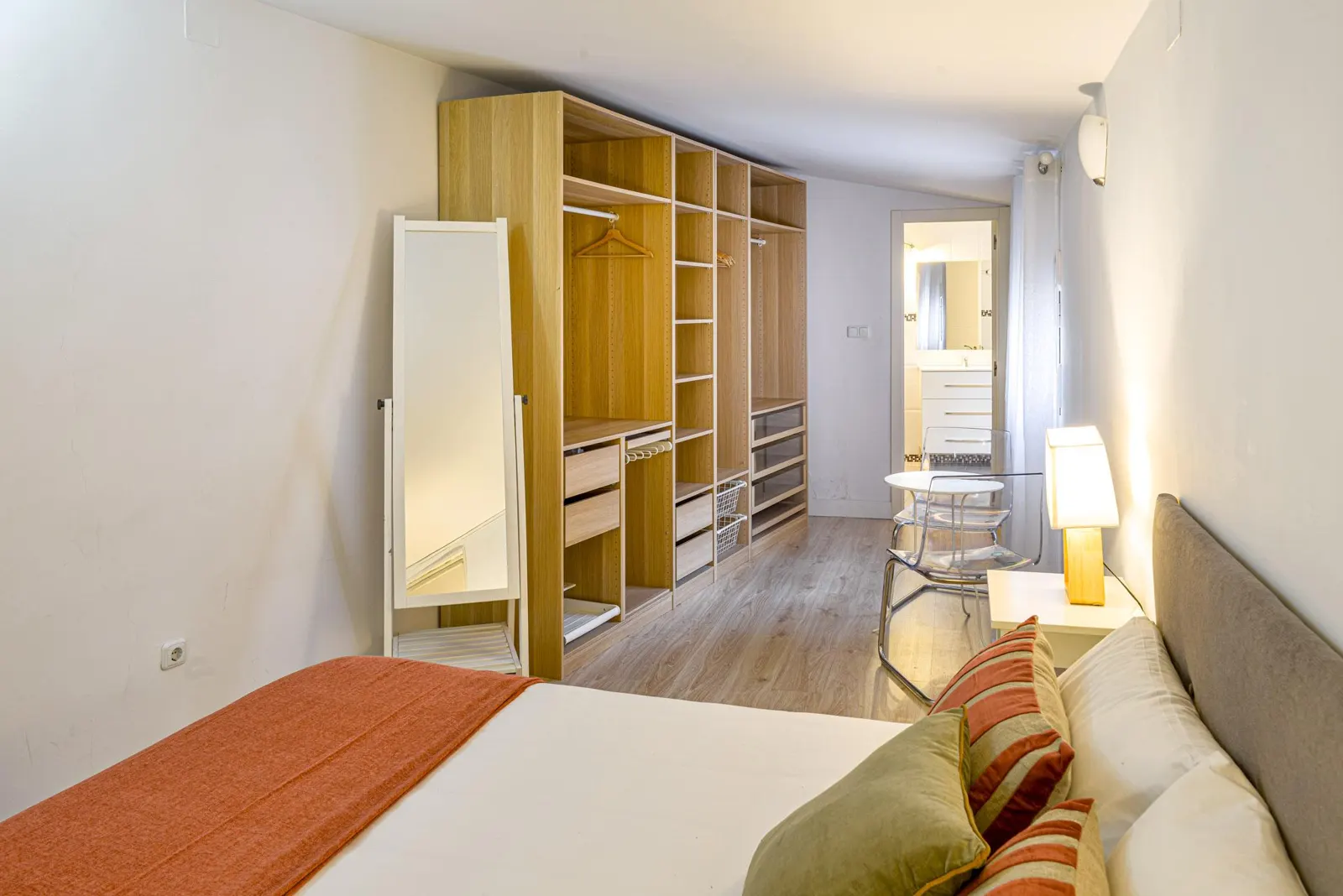 Flat on Calle Isabel La Catolica, Palacio, Centro miniatura 4