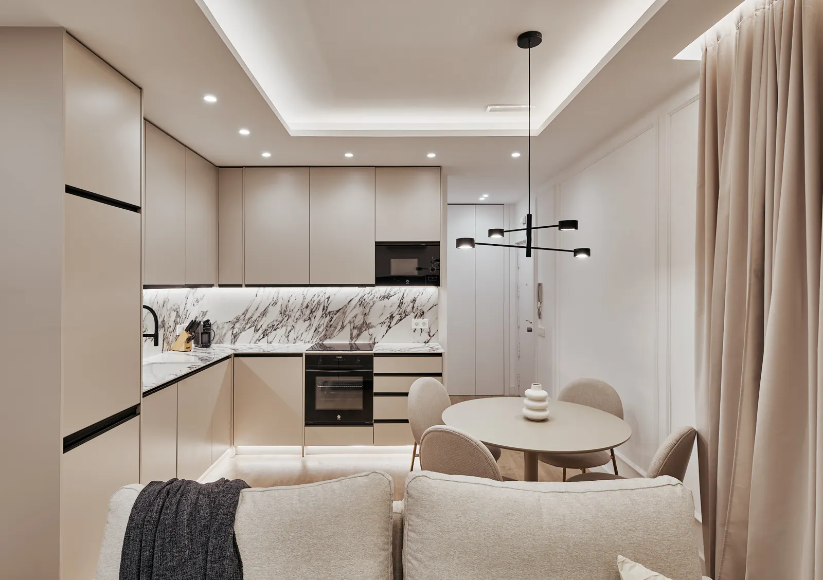 Flat on Calle Colon, Justicia, Centro miniatura 4