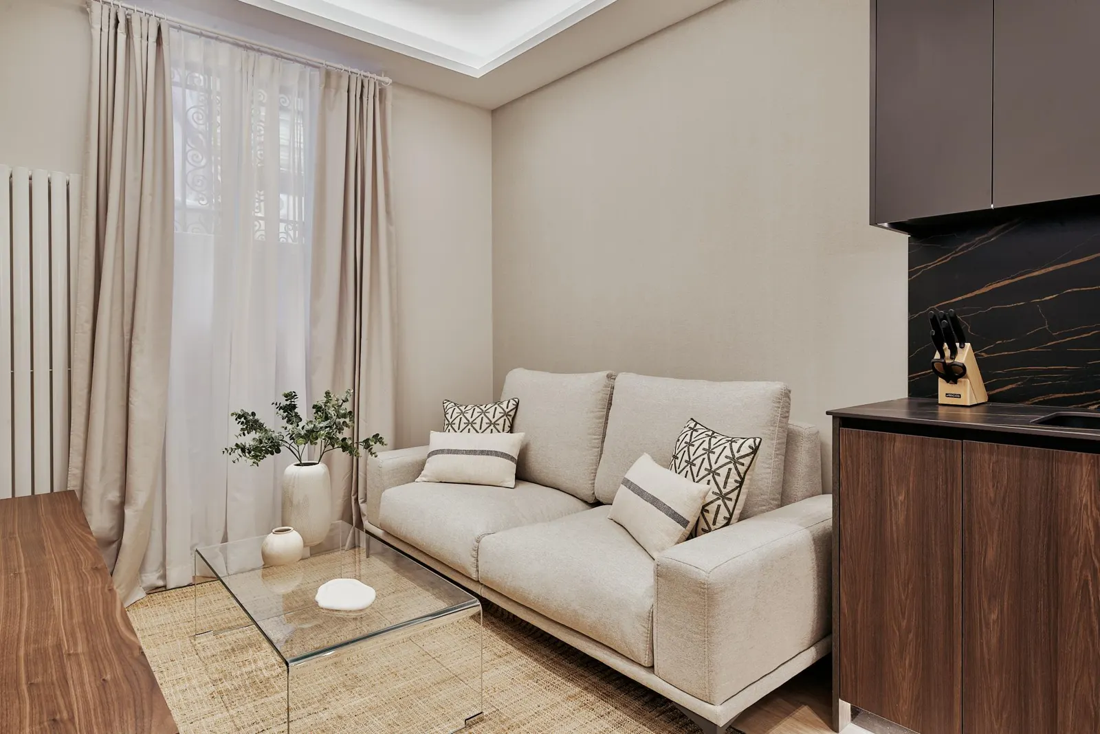 Flat on Calle Españoleto, Almagro, Chamberí miniatura 2